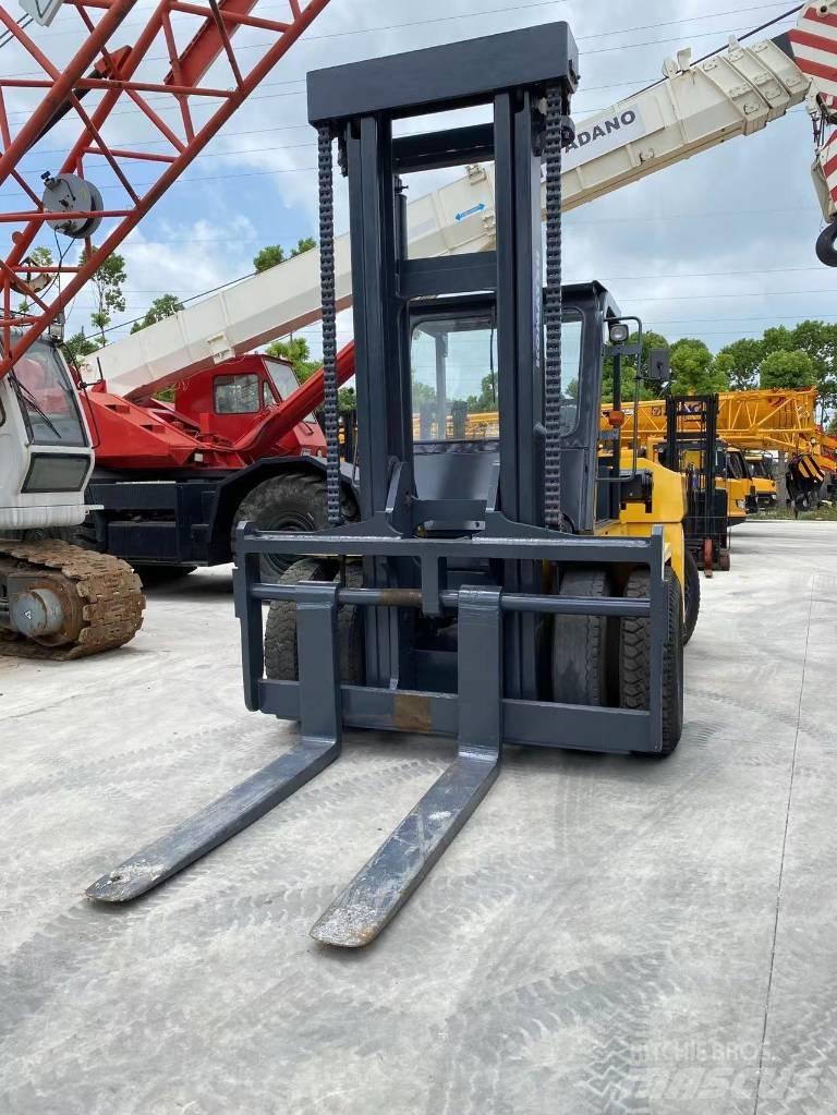 Komatsu FD 160 Carretillas diesel