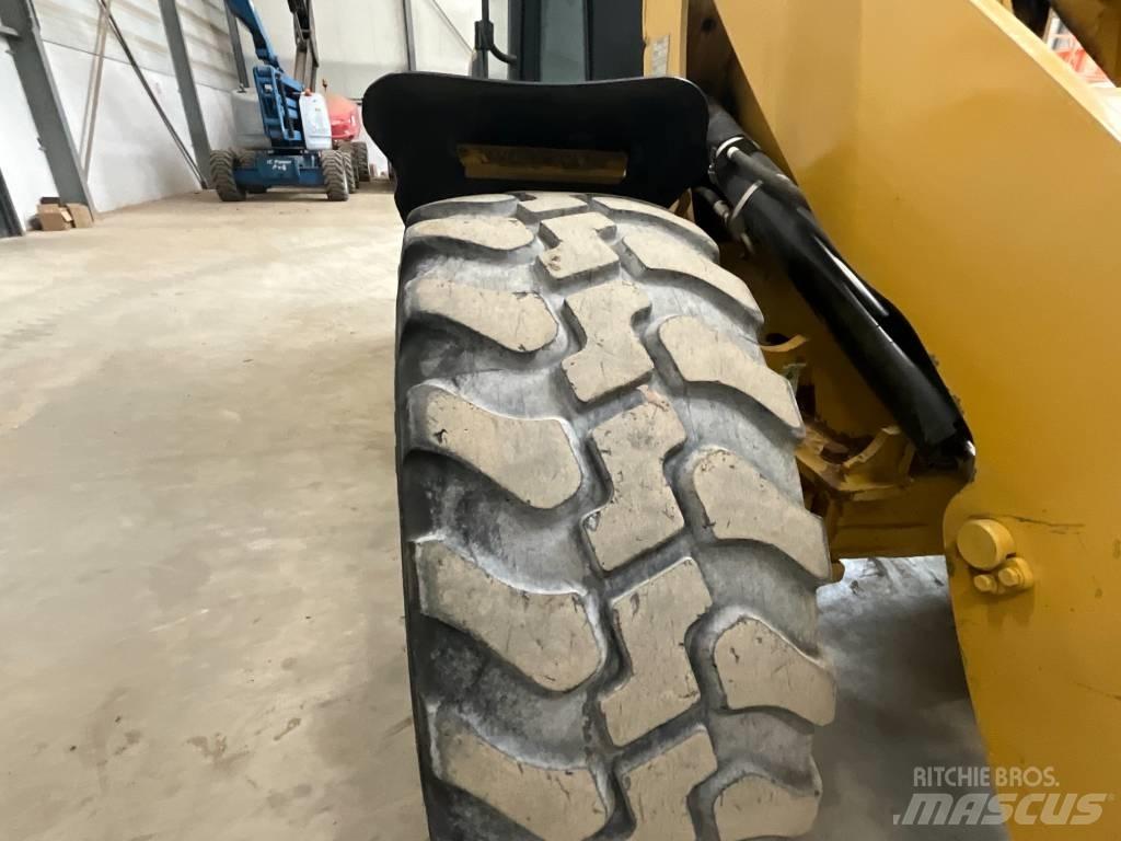 CAT 908 H Cargadoras sobre ruedas