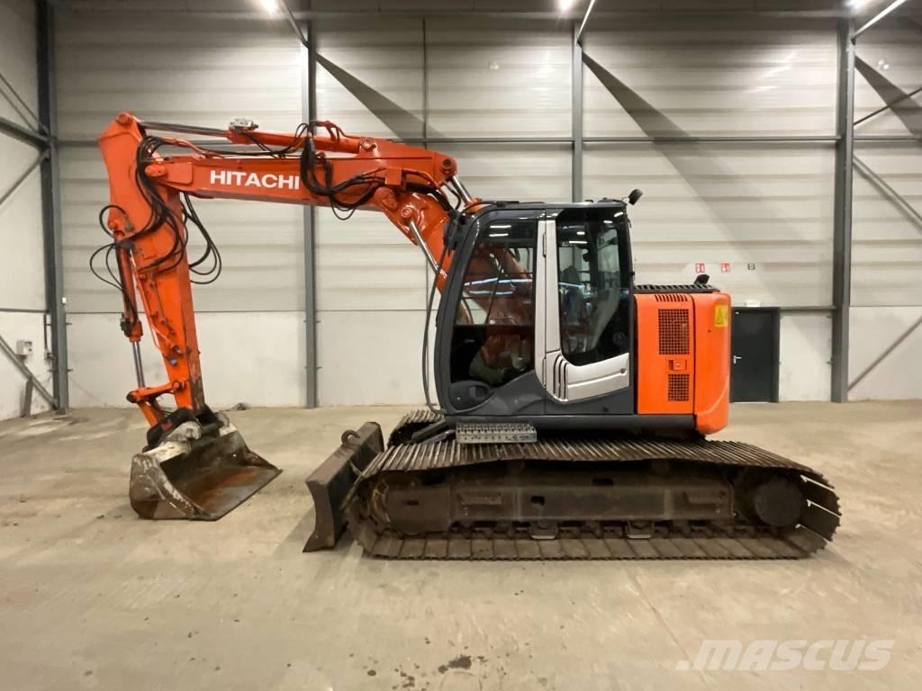 Hitachi ZX 135 US-3 Excavadoras de cadenas