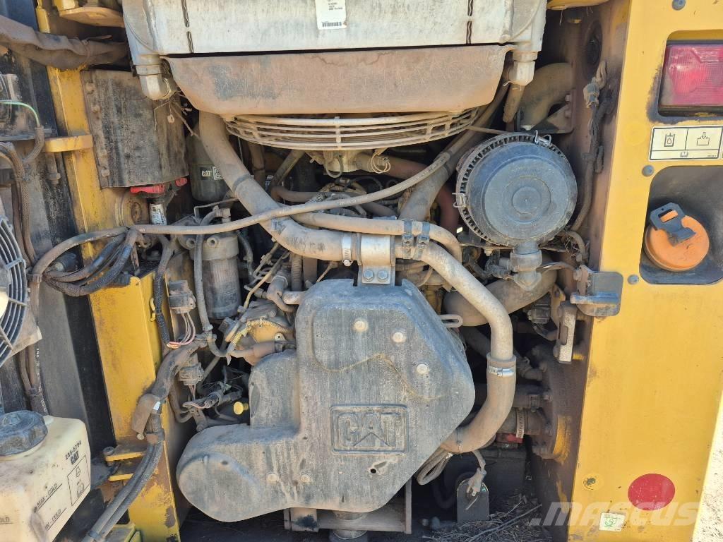 CAT 249 D Minicargadoras