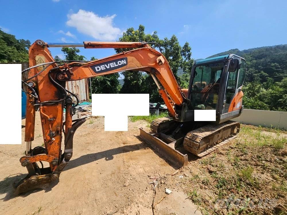 Doosan DX 55 Mini excavadoras < 7t