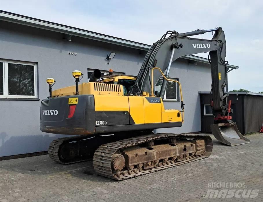 Volvo EC 300 D L Excavadoras de cadenas