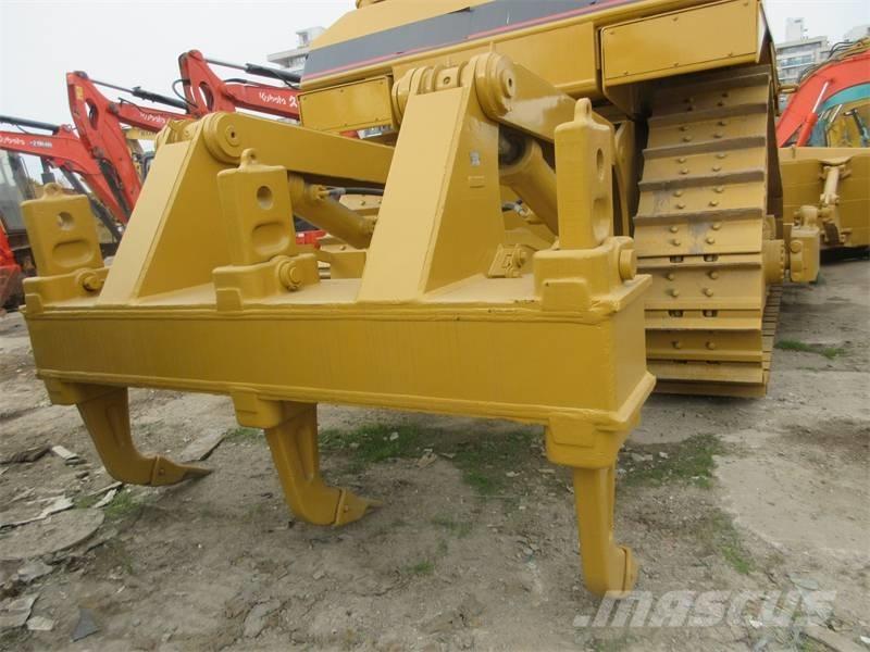 CAT D 8 R Buldozer sobre oruga