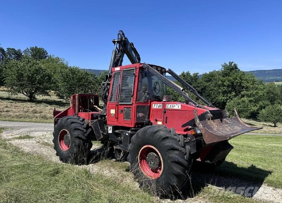 Camox F140 Arrastrador de troncos