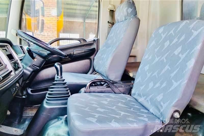 Hino 500 1627 Otros camiones
