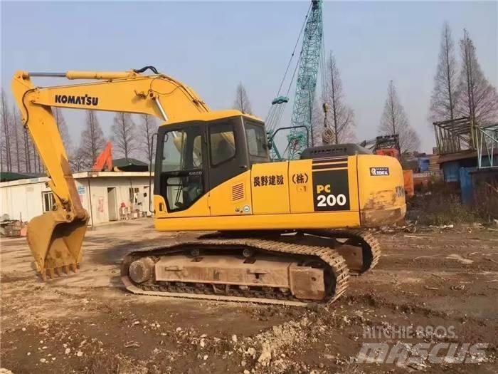Komatsu PC 200-7 Excavadoras de cadenas