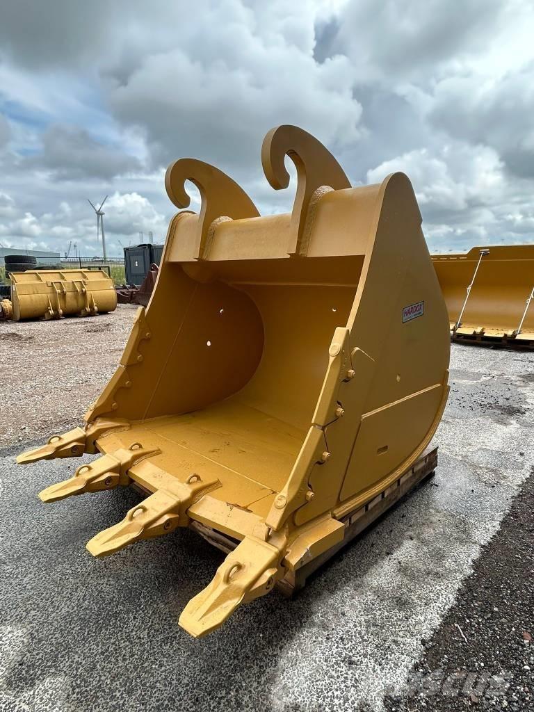  CW 70 Rock Bucket Cucharones