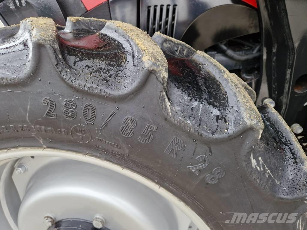 Case IH Farmall 85 C Tractores