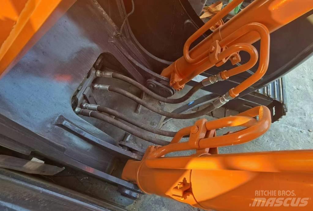 Hitachi ZX 200 Excavadoras de cadenas