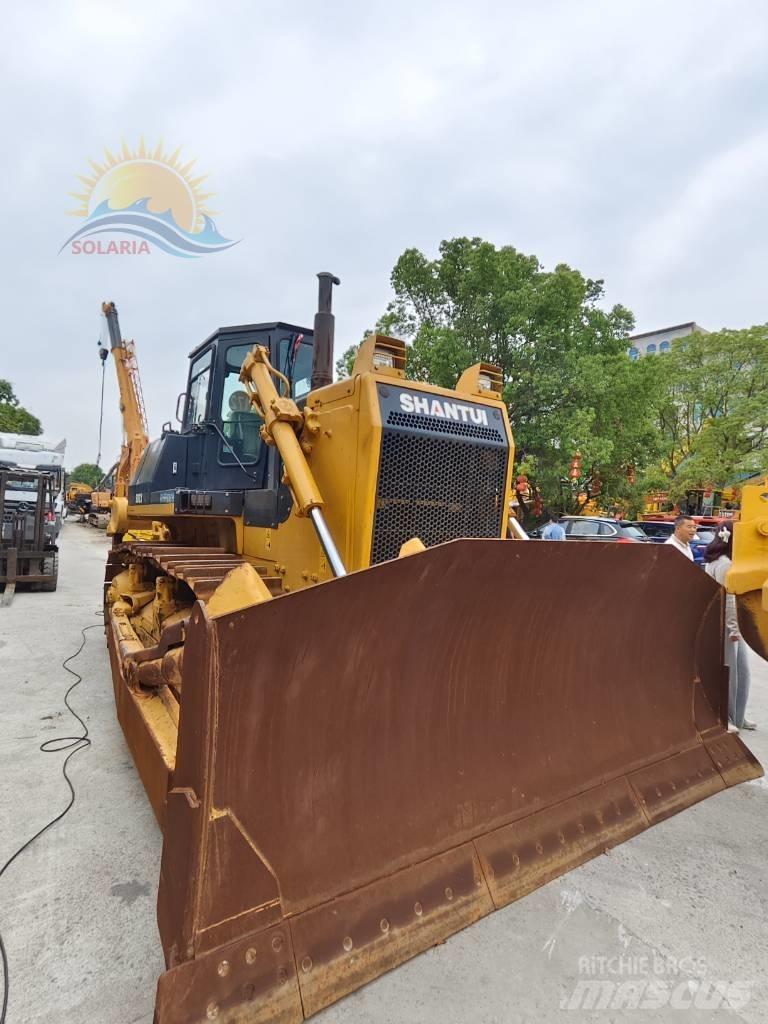 Shantui SD 22 Buldozer sobre oruga