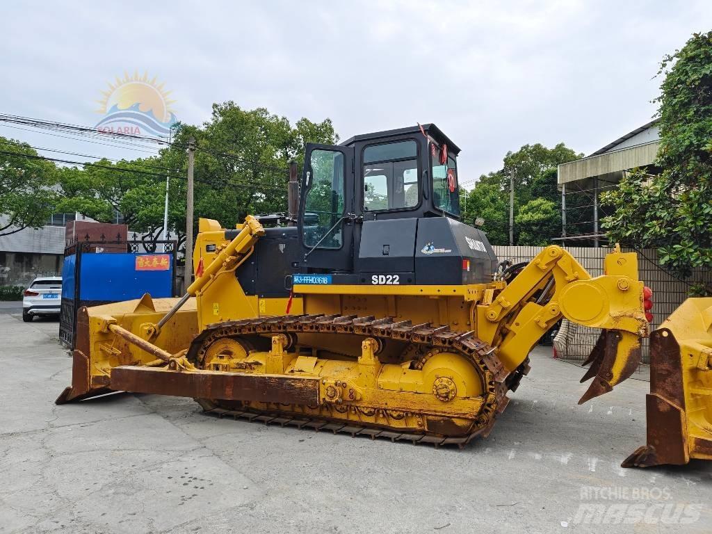 Shantui SD 22 Buldozer sobre oruga