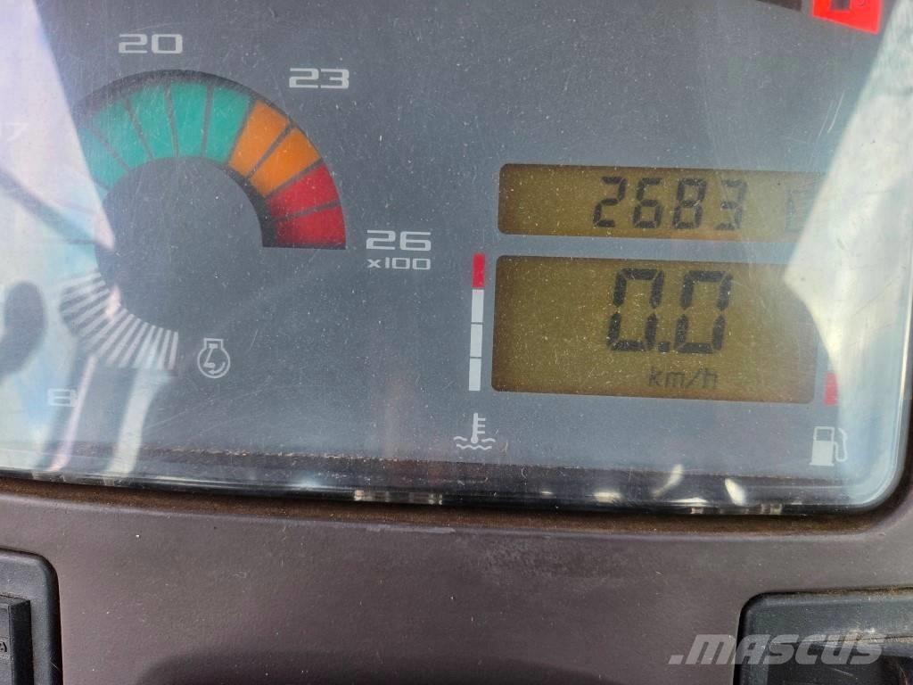 Renault Ares 710 RZ Tractores