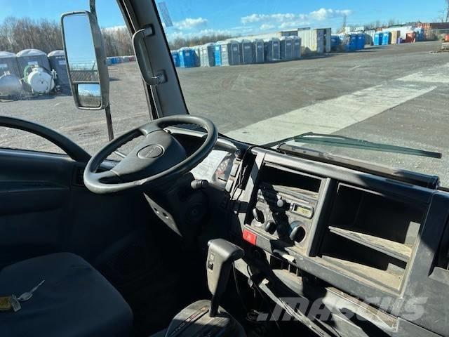 Isuzu NRR Camiones plataforma