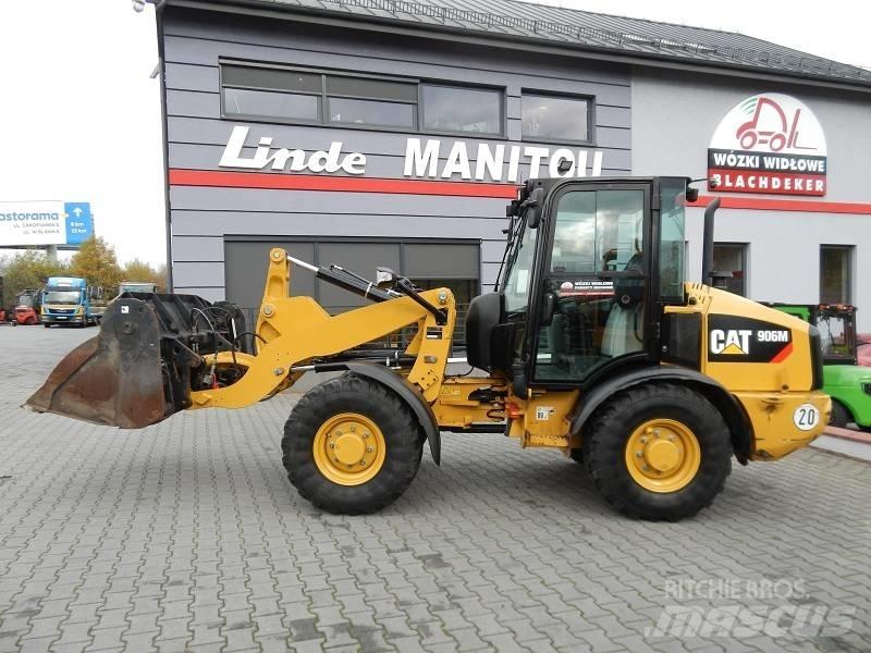 CAT 906M Cargadoras sobre ruedas