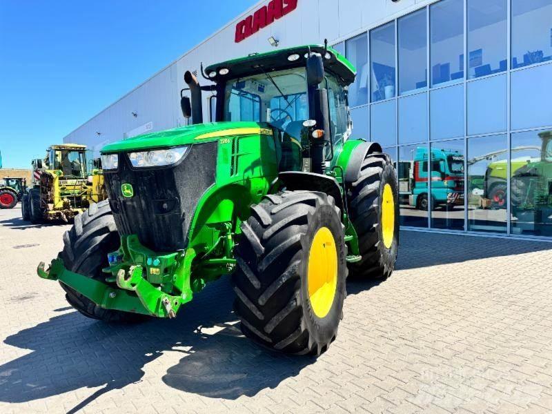 John Deere 7215 Tractores