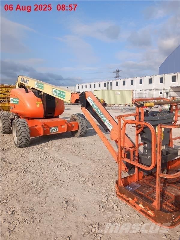 JLG 600 AJ Plataforma de trabajo articulada