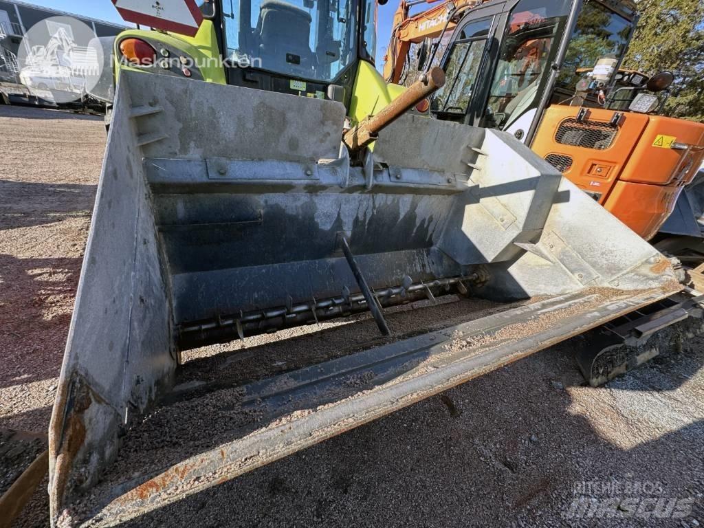 CLAAS Arion 410 Tractores