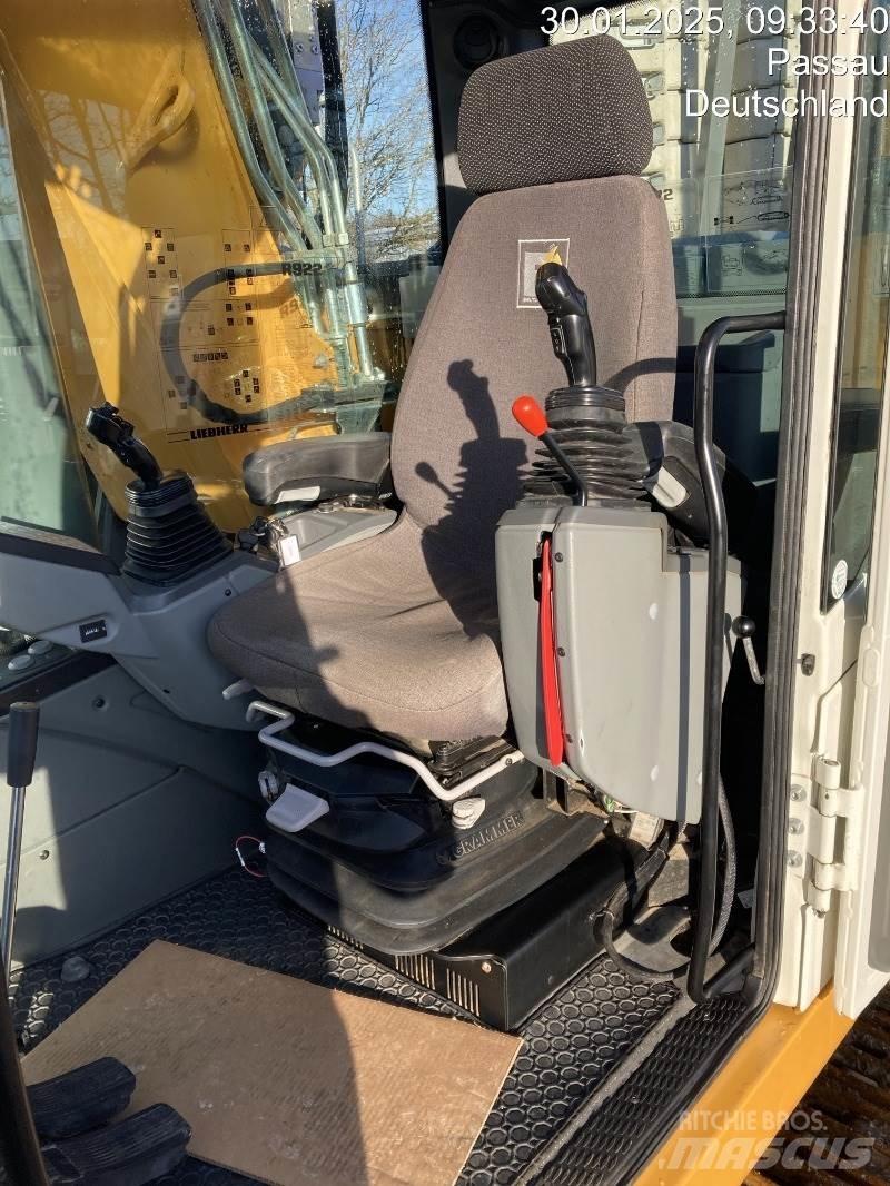 Liebherr R922 Excavadoras de cadenas