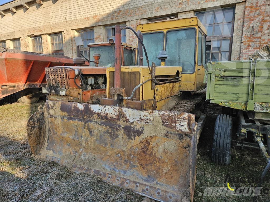  Onbekend DT-75 Tractores