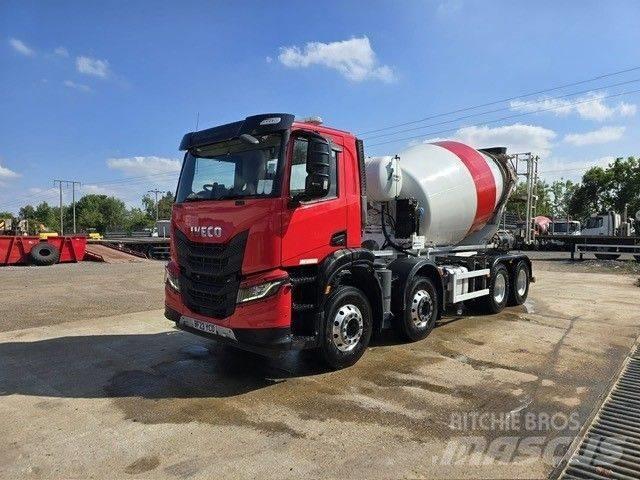 Iveco X-Way 420 Camiones hormigonera