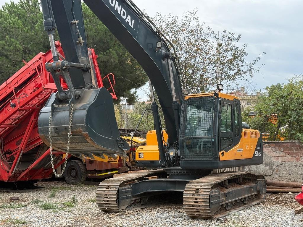 Hyundai Robex 220 LS Excavadoras de cadenas