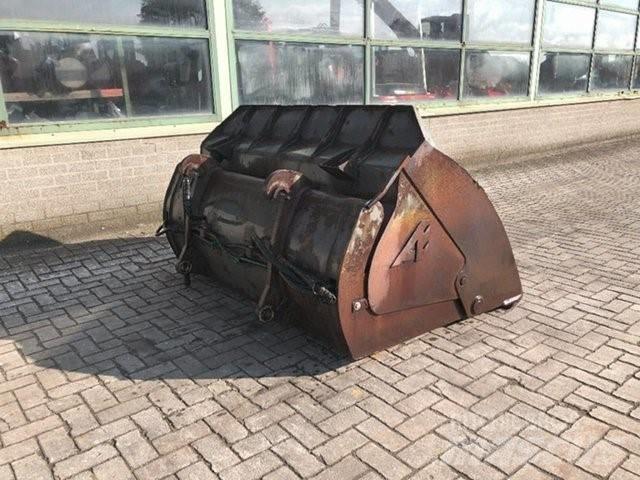 Volvo Overkipbak Cucharones