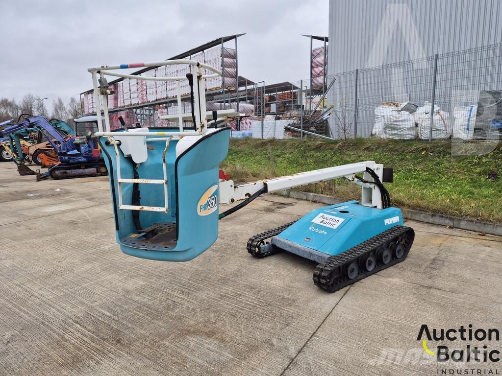 Kubota FHD 350 C Plataforma de trabajo articulada