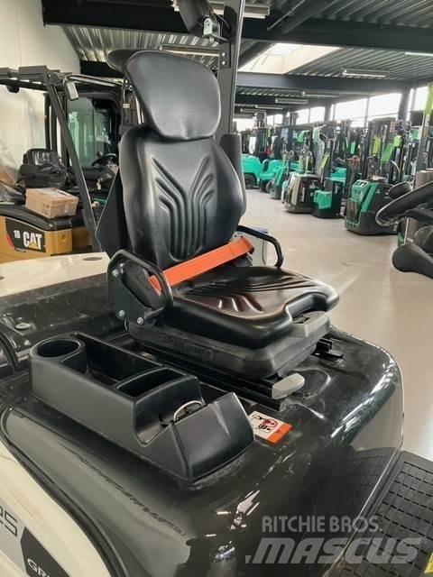 Mitsubishi FD25N3 Carretillas diesel