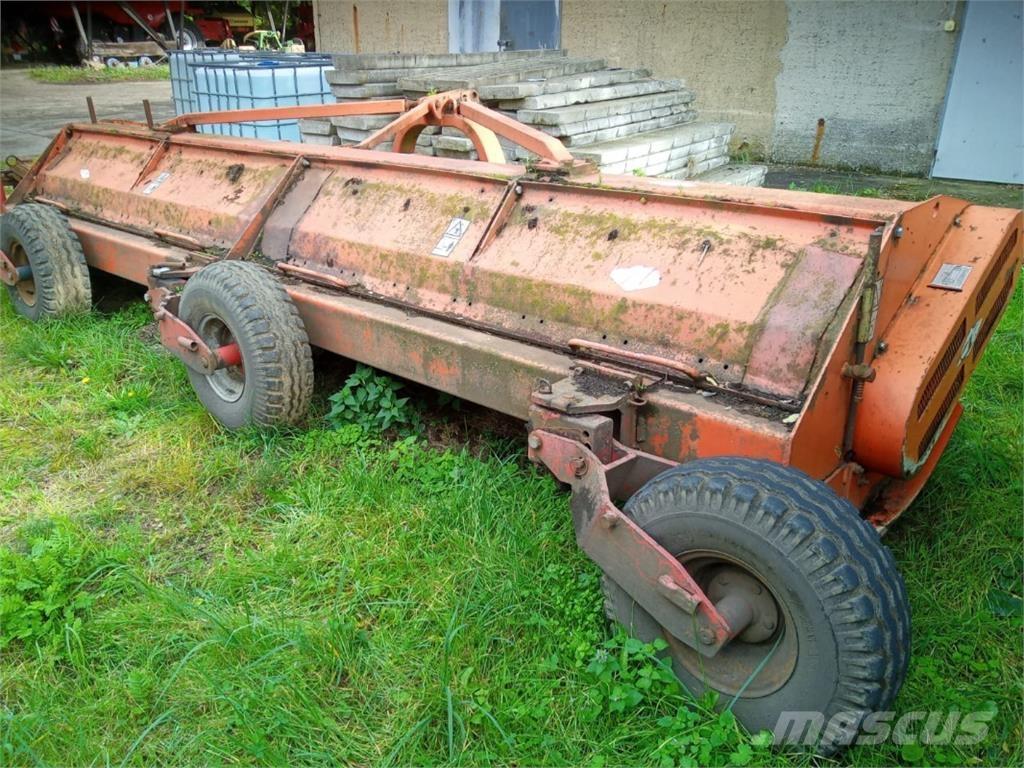Kuhn NK 4801 Jardinería - Otros