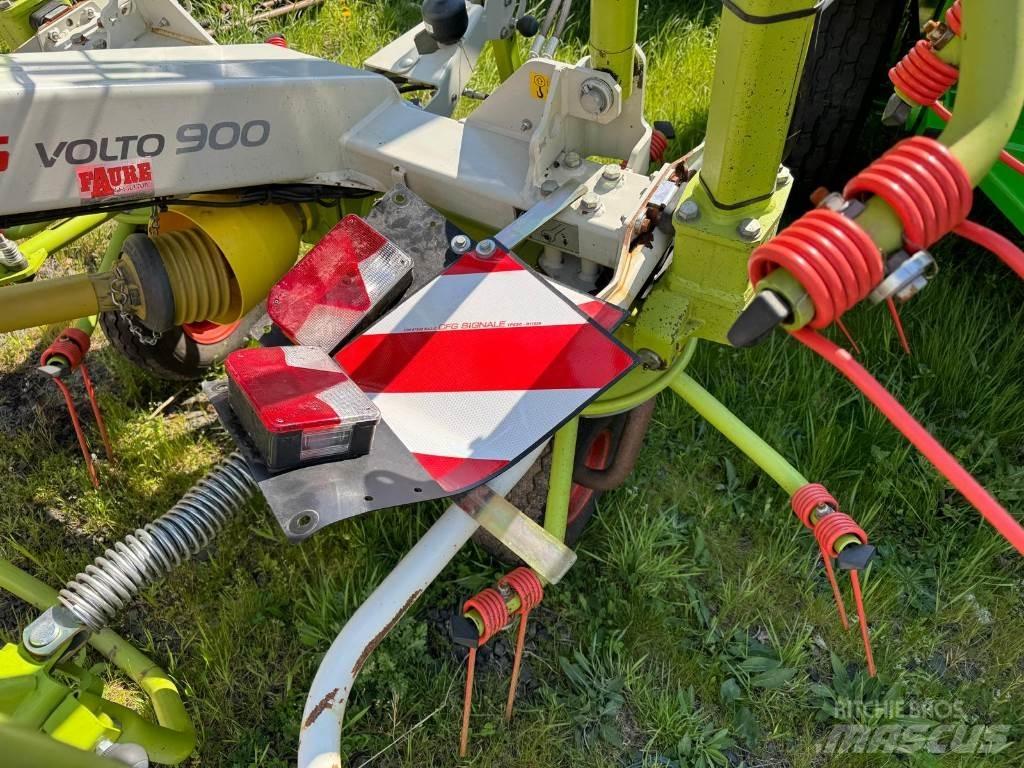 CLAAS VOLTO 900 Rastrillos y henificadores