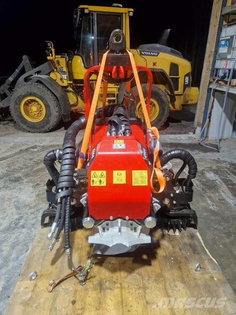 Komatsu C 144 Cabezales cortadores