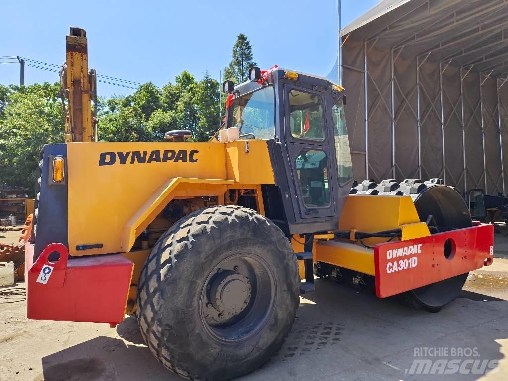 Dynapac CA 301 D Rodillos de un solo tambor