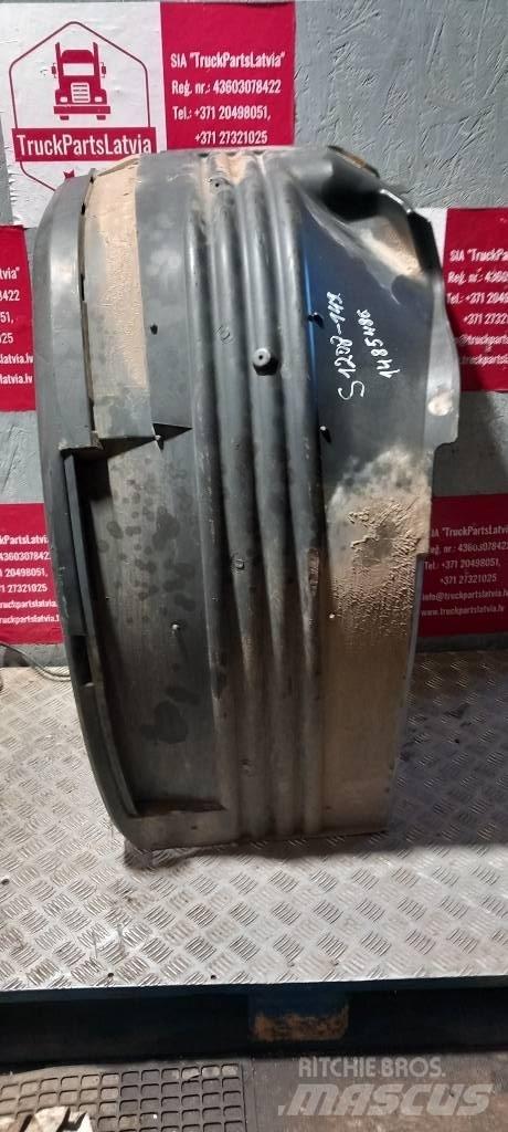 Scania 94 D.  1485486 Cabinas e interior