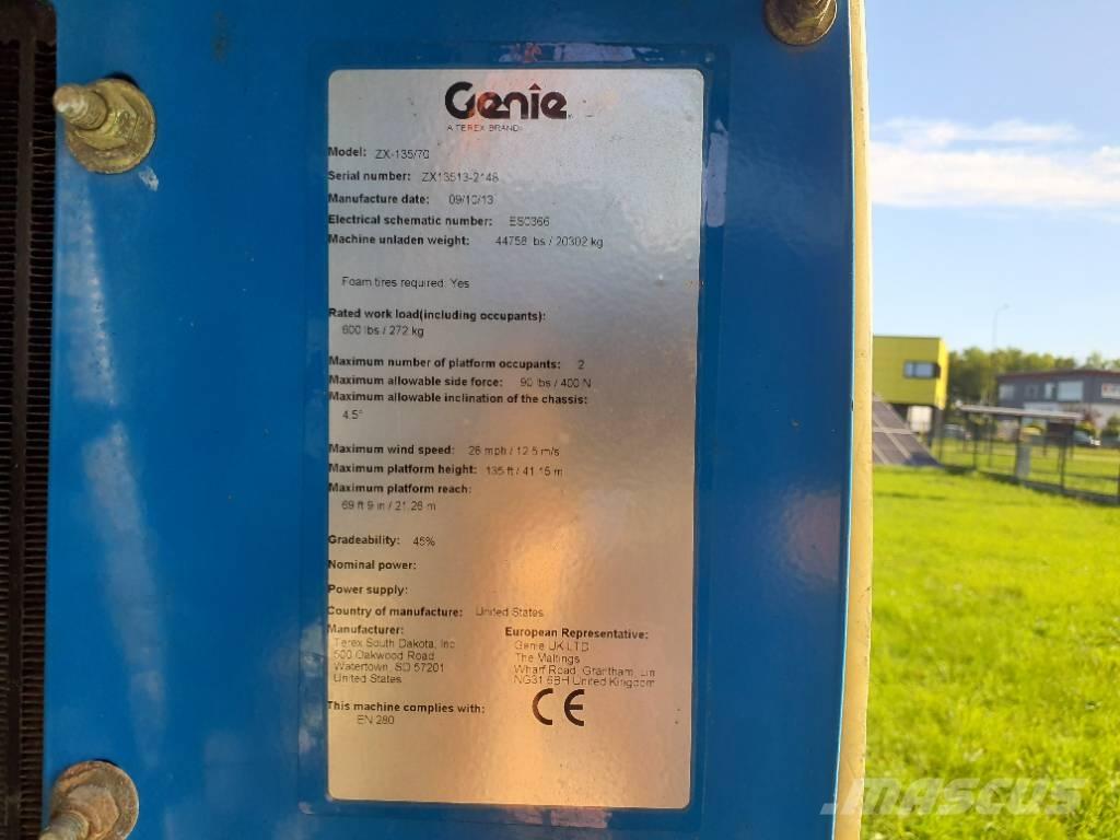 Genie ZX 135/70 Plataforma de trabajo articulada
