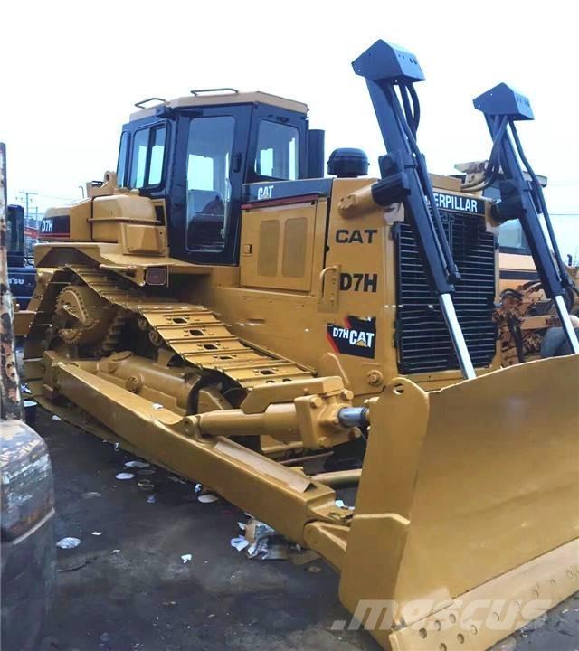 CAT D 7H Buldozer sobre oruga