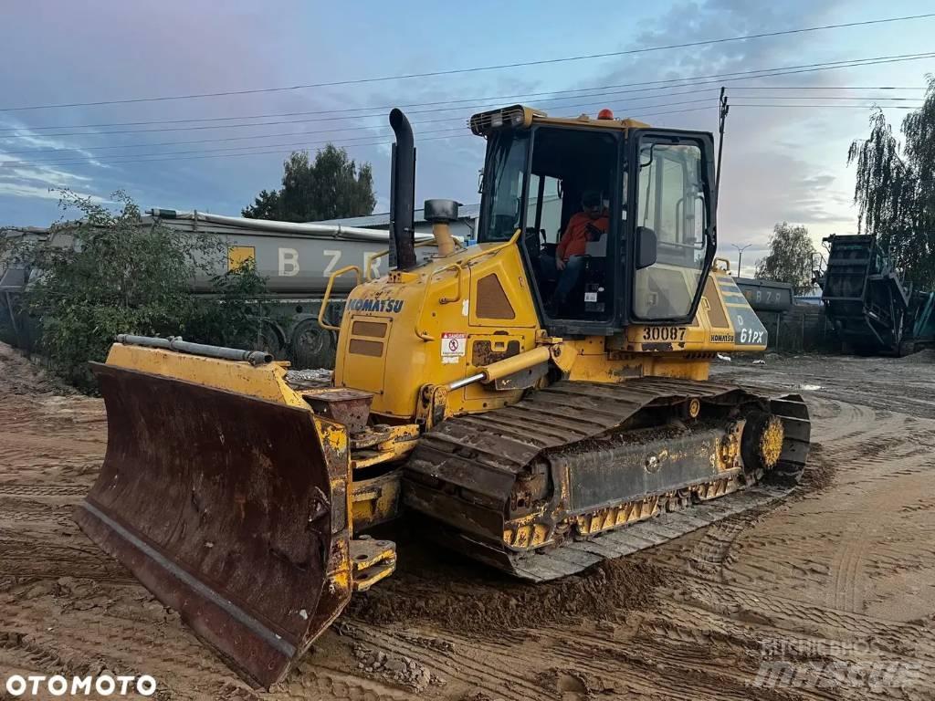 Komatsu D 61 PX-23 Buldozer sobre oruga