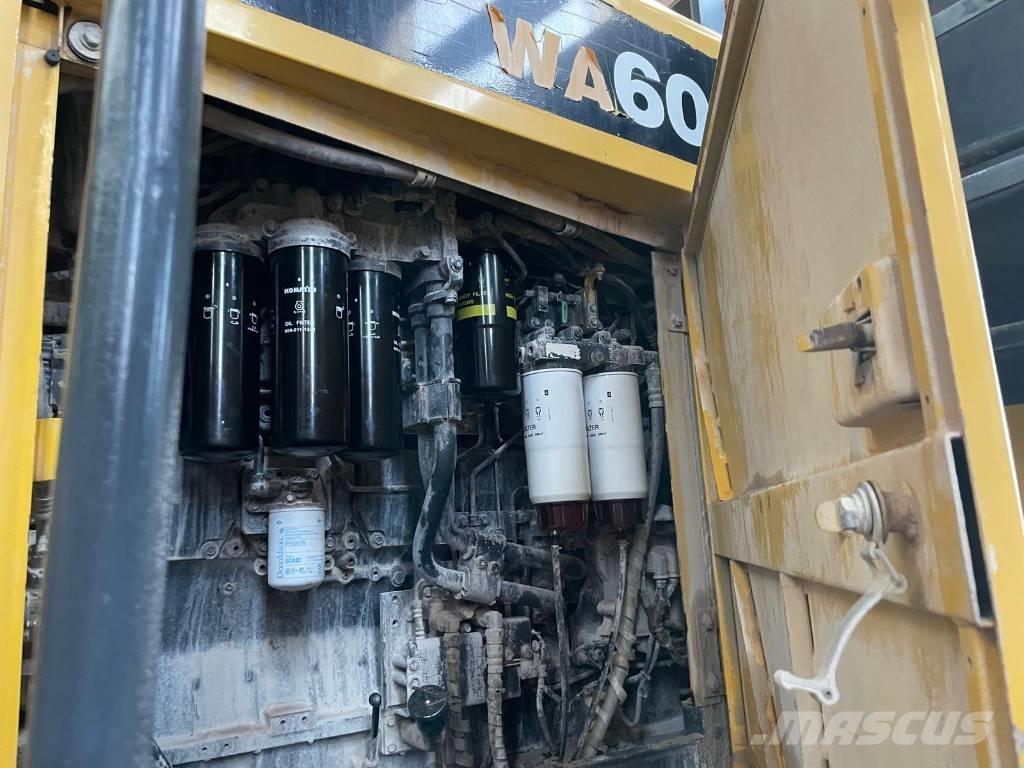 Komatsu WA 600-6 Cargadoras sobre ruedas