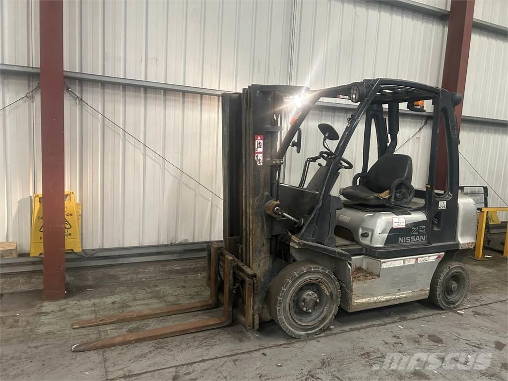 Nissan FD02A25Q Carretillas diesel