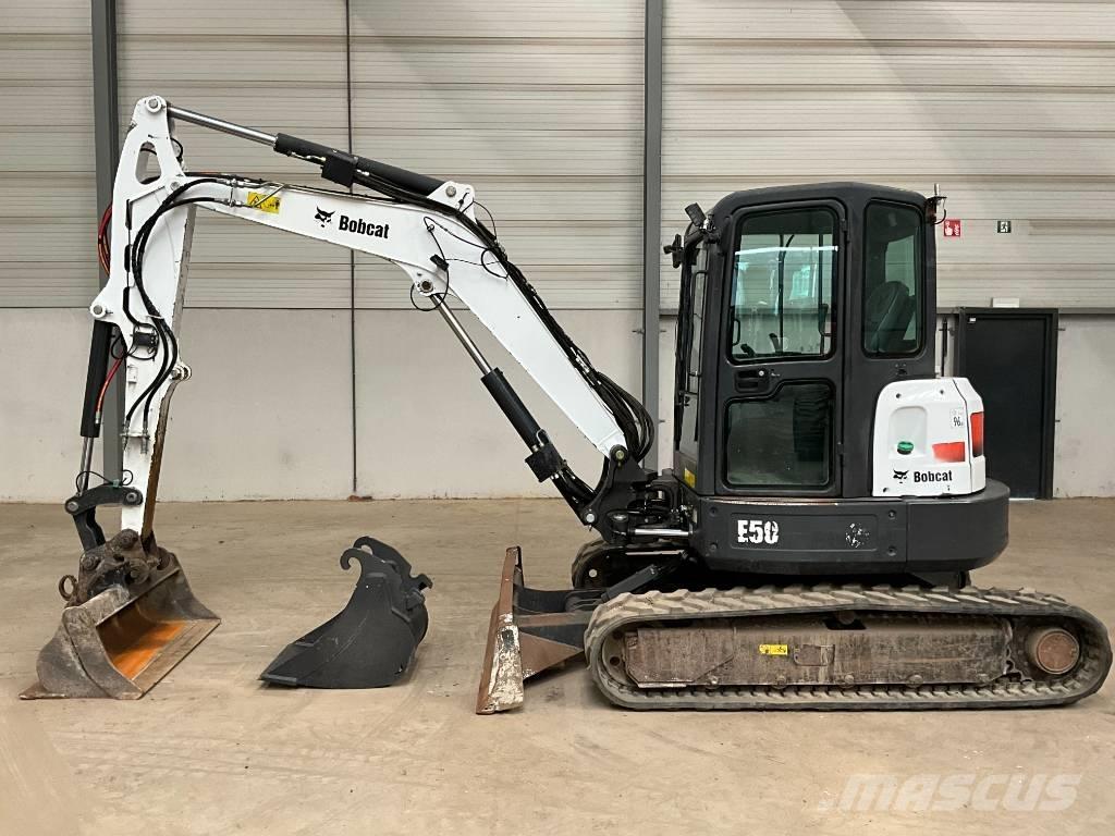 Bobcat E 50 EM Mini excavadoras < 7t