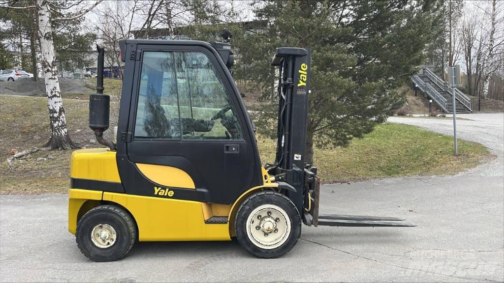 Yale GDP 30 VX Carretillas diesel