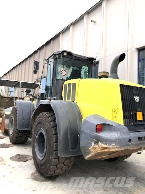 CASE 821G Cargadoras sobre ruedas