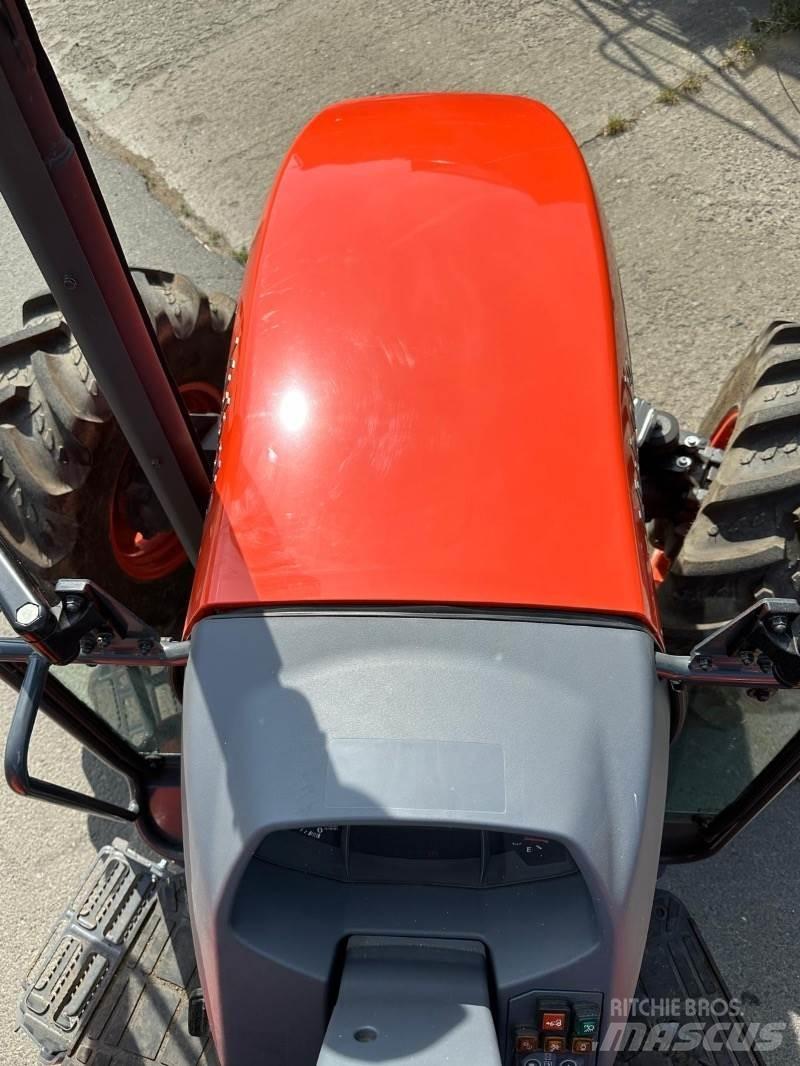 Kubota M4063 ROPS Tractores