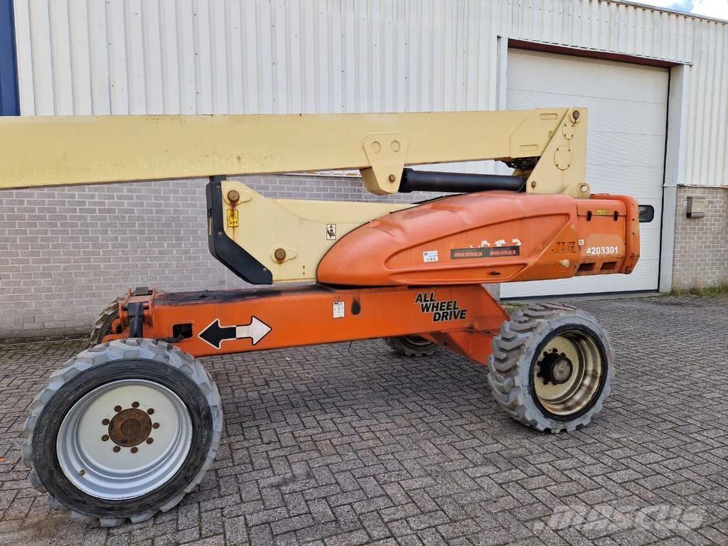 JLG E600 Plataforma de trabajo articulada