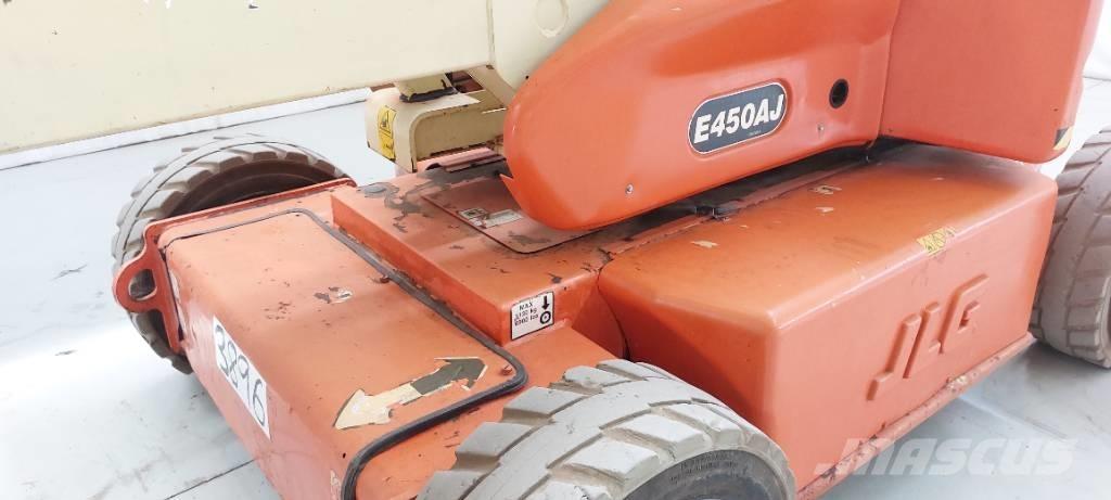 JLG E 450 AJ Plataforma de trabajo articulada
