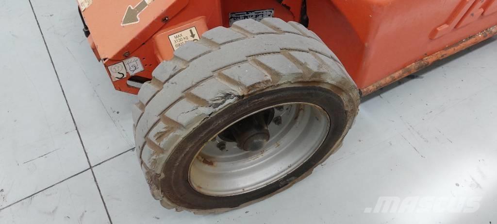 JLG E 450 AJ Plataforma de trabajo articulada