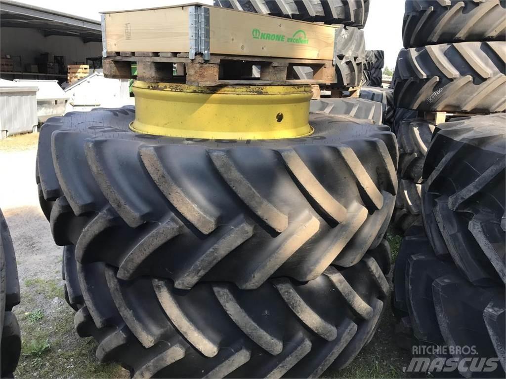 Mitas 680/80R42 Neumáticos, ruedas y llantas