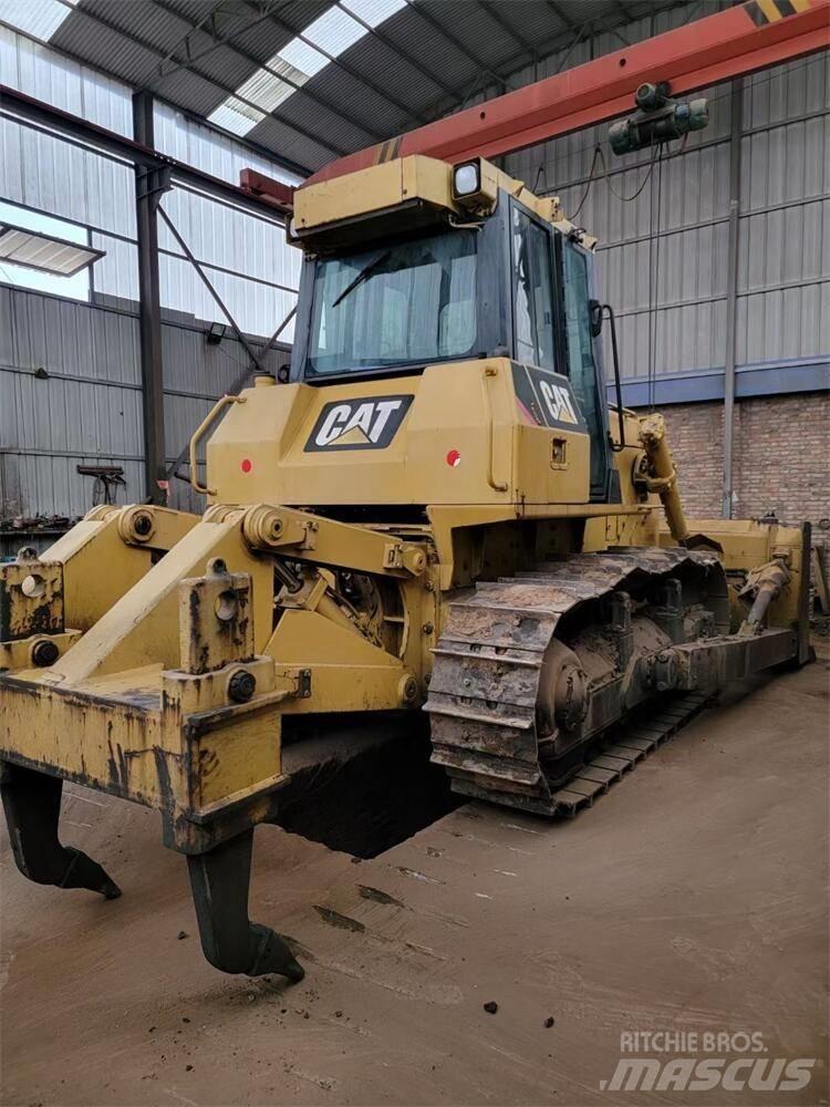 CAT D7G2 Buldozer sobre oruga