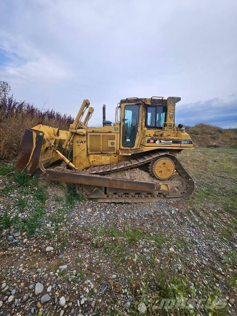 CAT D6h Buldozer sobre oruga