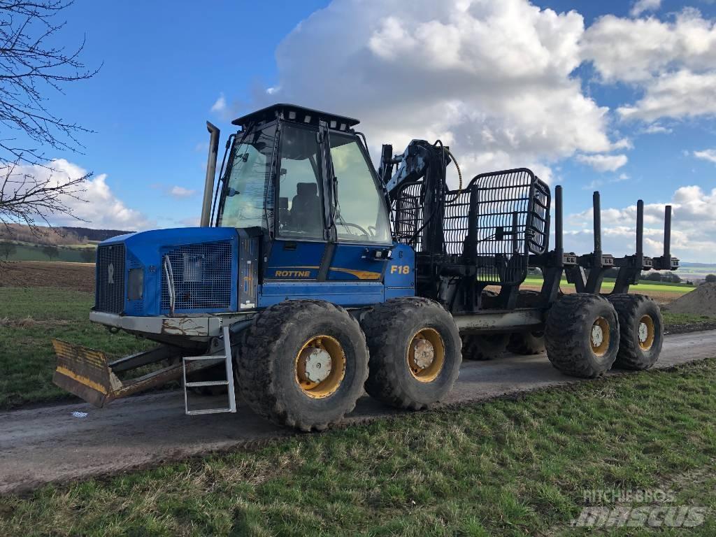 Rottne F18 Autocargadoras
