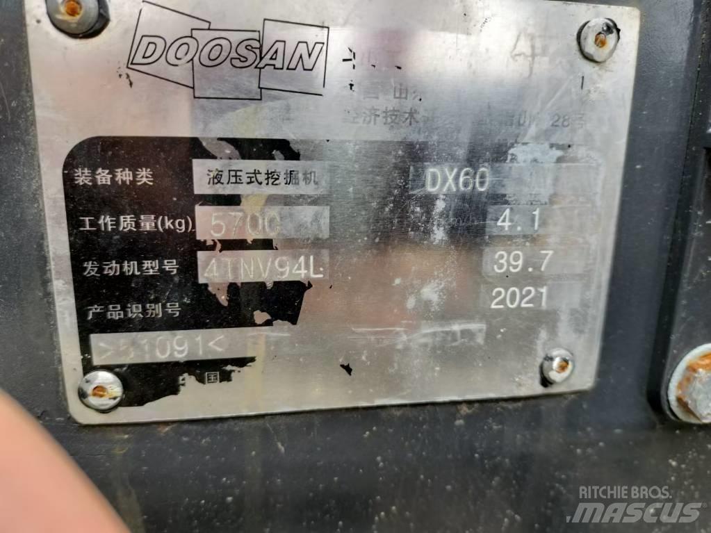 Doosan DX 60 Mini excavadoras < 7t